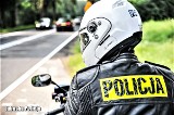 LUBUSKIE: Szalał na motocyklu. W Dobiegniewie, w terenie zabudowanym jechał ponad 80 km/h. Nagrała go policyjna kamera [WIDEO]