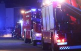 Tragiczny pożar domu jednorodzinnego w Jasienicy. Nie żyje ok. 55-letni mężczyzna. Strażacy natrafili na zwęglone zwłoki podczas akcji