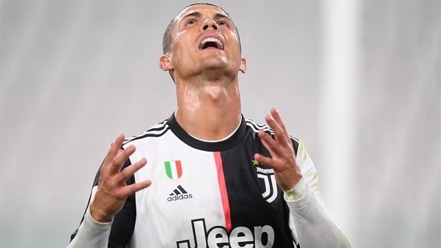 Liga włoska. Cristiano Ronaldo na wylocie z Juventusu? Jego pensja to za duże obciążenie