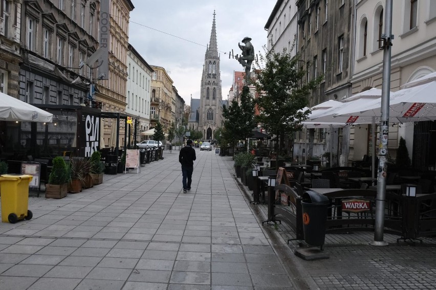 Mariacka w Katowicach w październiku 2020 roku, gdy...