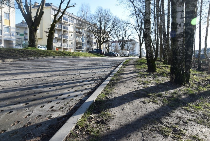  Ul. Górnicza w Gdyni Fikakowie w końcu zostanie wyremontowana. Na dokończenie inwestycji mieszkańcy czekają 10 lat [zdjęcia].