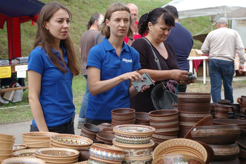 Zdynia. Zapłonęła Watra. Rozpoczął się 36. Festiwal Kultury Łemkowskiej