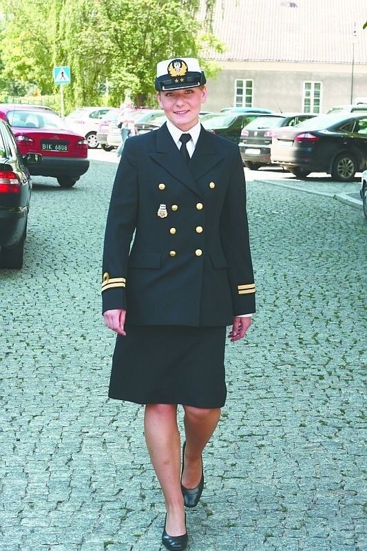 Karolina Chorzewska, skończyła z wyróżnieniem Akademię Marynarki Wojennej w Gdyni