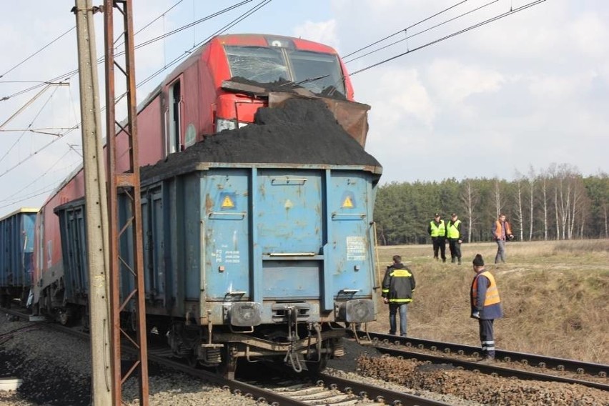 Tarnówka: Zderzyły się dwa pociągi towarowe