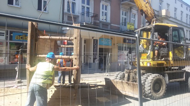 Trwają prace remontowe na Modrzejowskiej w Sosnowcu