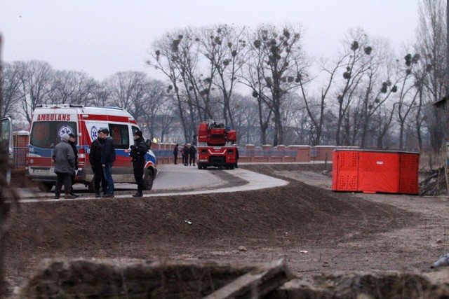 Do tragedii doszło w miejscowości Płocicz w powiecie sępoleńskim. Nie żyje jedna osoba.Więcej informacji na kolejnych slajdach --->Pogoda na dzień (12.12.2017) | KUJAWSKO-POMORSKIEźródło: TVN Meteo/x-news