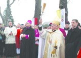 Nuncjusz apostolski w Polsce odwiedził Ciechocienek i Piotrków Kujawski