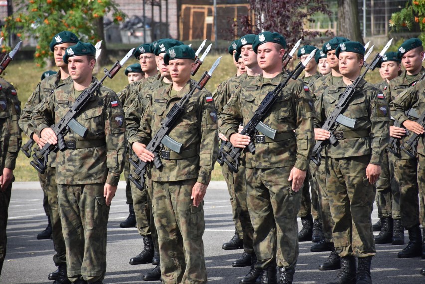 Przysięga wojskowa żołnierzy Legii Akademickiej w Opolu....