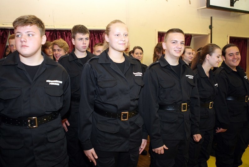 Ślubowanie uczniów klasy mundurowej o profilu Bezpieczeństwo...