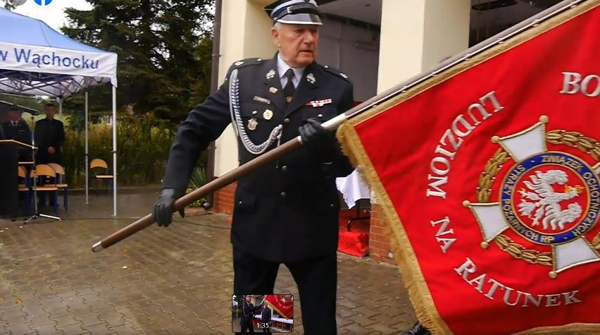 Sztandar dla Ochotniczej Straży Pożarnej w Marcinkowie z okazji 90-lecia istnienia [ZDJĘCIA]