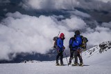 Alpiniści z Morawicy wspięli się na jedną z najbardziej śmiercionośnych gór w Europie! Zobacz niezwykły film i zdjęcia "z niebios" 