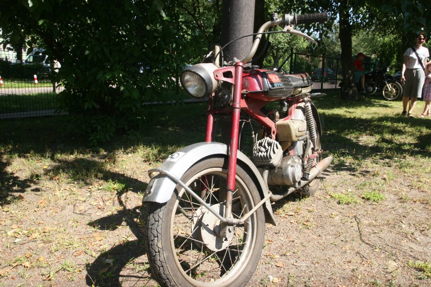 Wystawa motocykli "Legendy PRL-u". To była 10 edycja wystawy motocykli w Ostrowi Mazowieckiej. Zdjęcia. 20.06.2021