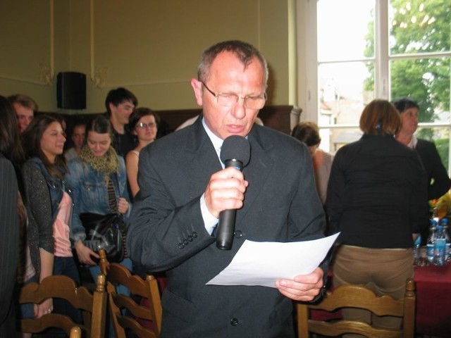 Zbigniew Lewandowski w trakcie ślubowania