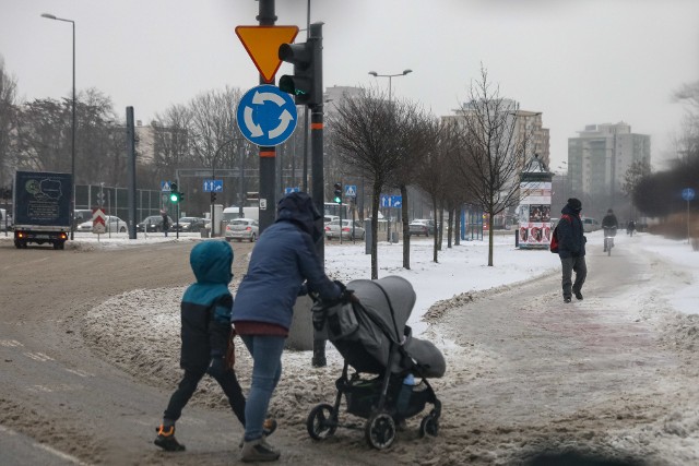 Zima nadal będzie mroźna, ale gwałtownych zjawisk raczej nie będzie.