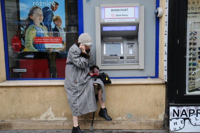 Aktualizowane na bieżąco informacje o dostępności usługi w poszczególnych bankach można sprawdzić na stronie: https://www.expresselixir.pl/tabela-dostepnosci/