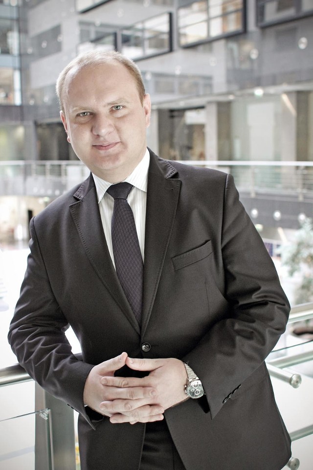Piotr Tukendorf, doradca inwestycyjny, Biuro Maklerskie Deutsche Bank Polska