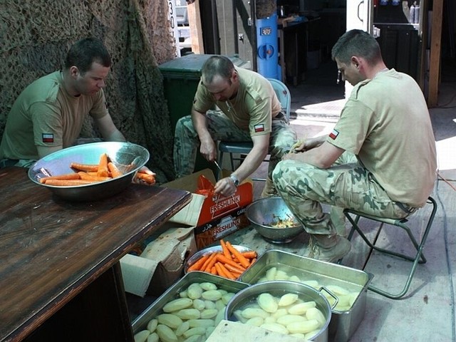 W polskich bazach w Afganistanie rozpoczęły się już przygotowania do świąt.