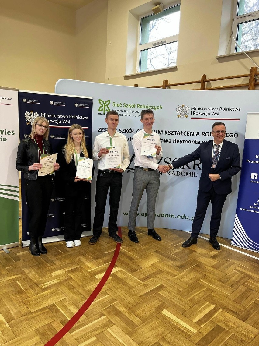 Sukces uczniów Zespołu Szkół Centrum Kształcenia Rolniczego w Radomiu. Zajęli drugie miejsce w prestiżowym konkursie „Polska wieś w Europie”
