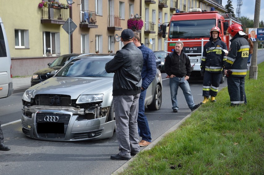 Kolizja audi ze skuterem w Nowym Targu.