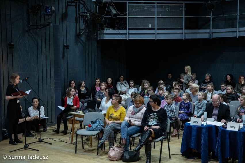 To był już XXV Powiatowy Przegląd Amatorskich Zespołów Teatralnych "O nagrodę cukrowej głowy" [ZDJĘCIA, WIDEO]