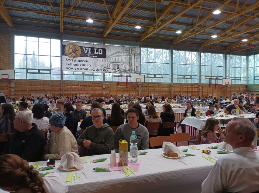 Śniadanie Wielkanocne w Białymstoku dla uchodźców z Ukrainy
