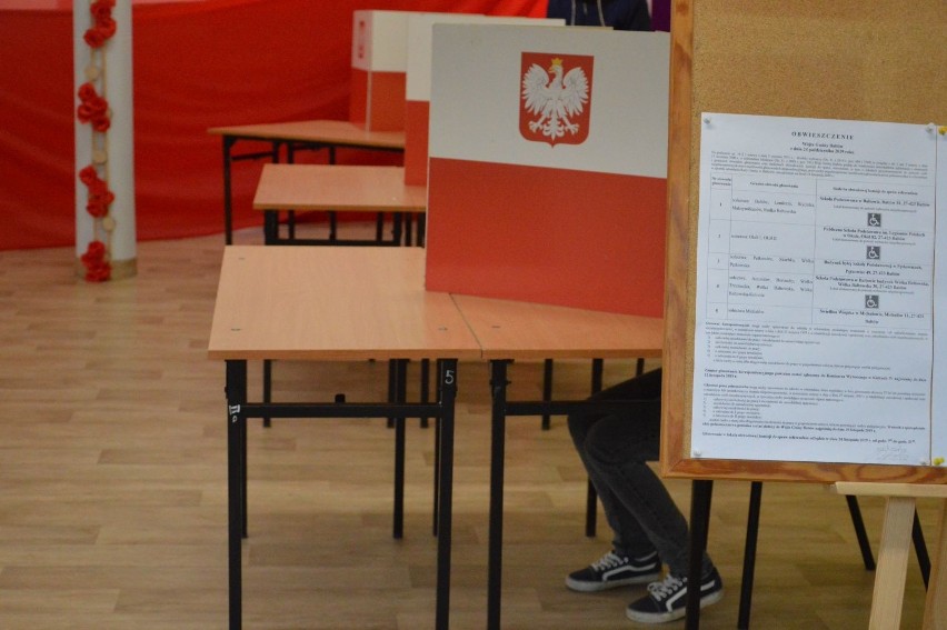 Trwa referendum w gminie Bałtów. Mieszkańcy decydują czy chcą ponownych wyborów do Rady Gminy