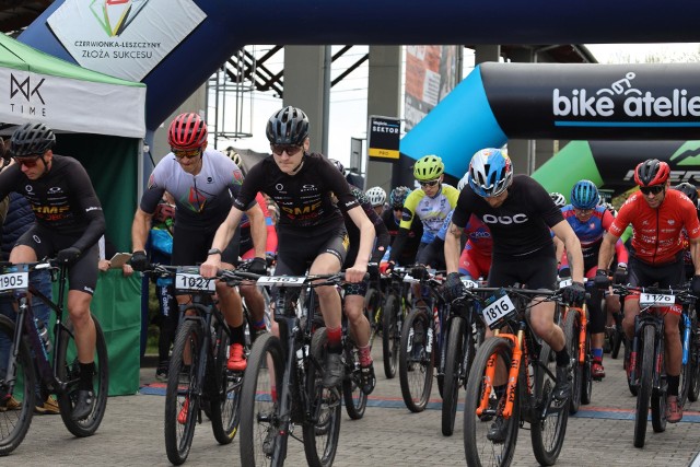 Bike Atelier MTB Maraton przyciągnął tłumy zawodników i mieszkańców, którzy ich dopingowali
