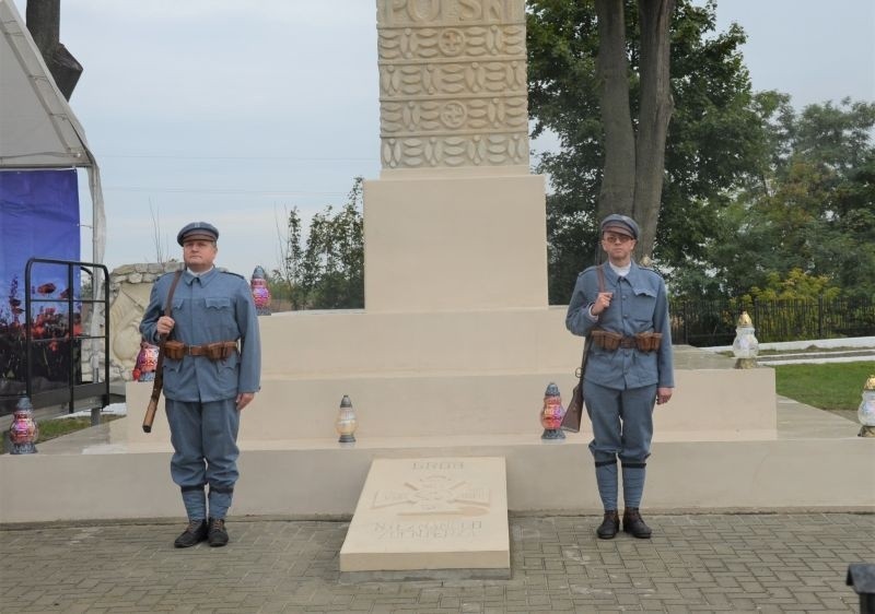 Nowy Korczyn pamiętał o bitwie pod Czarkowami. Uczczono 108. rocznicę bitwy Legionów Polskich. Zobacz zdjęcia