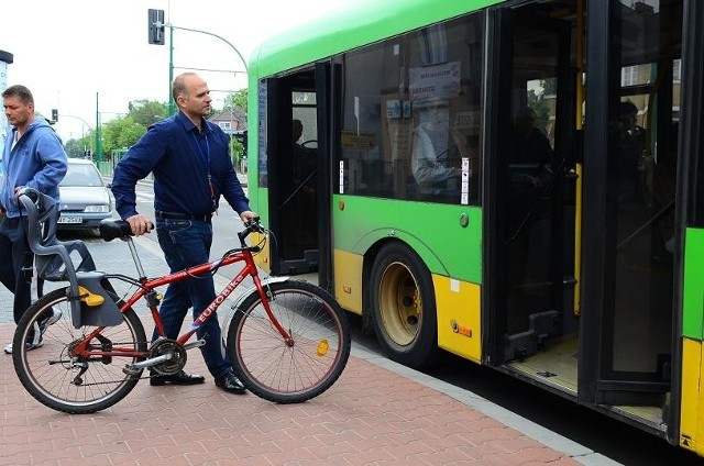Już wkrótce autobusem lub tramwajem będziemy mogli przewieźć rower. I to za darmo.