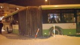 TBS: Autobus komunikacji miejskiej przełamał się na pół (wideo, zdjęcia)