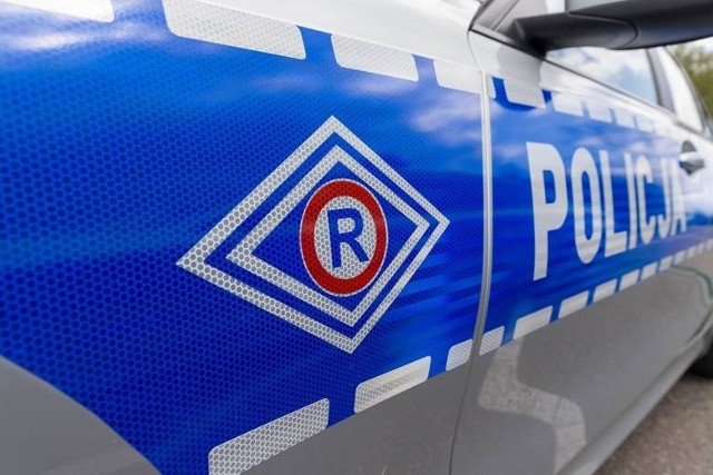 Próba samobójcza w Suwałkach. Policjanci prowadzili masaż serca 50-latka, aż do przyjazdu medyków