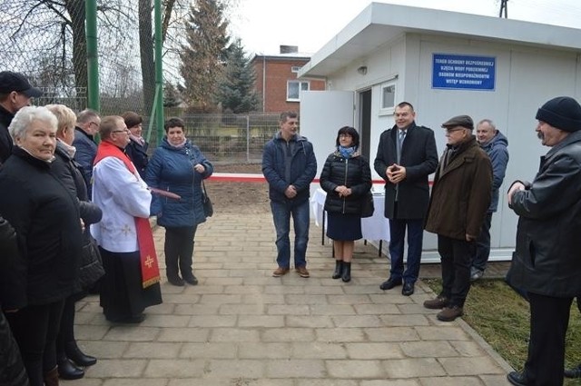 Karol Burek - wójt Gminy Rzeczniów wita przybyłych na uroczystość gości.