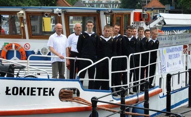 Statek  Łokietek od kilku lat pływa po międzynarodowym szlaku łączącym Bydgoszcz z Berlinem. Na jego pokładzie można spotkać studentów UKW.