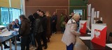 Incydent w lokalu wyborczym na Dolnym Śląsku! Kobiecie nie wydano kart do głosowania, bo ktoś za nią zagłosował