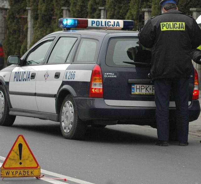 Policja ustala okoliczności obu zdarzeń.