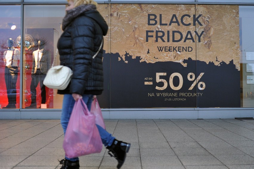 Black Friday 2018. Kiedy jest? Gdzie promocje, obniżki i...