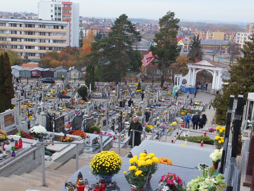 Cmentarz św. Rocha. Parafia Wszystkich Świętych (zdjęcia, wideo)