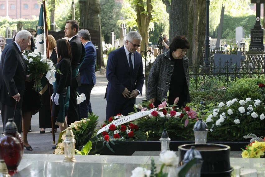 Ponowny pogrzeb mecenas Joanny Agackiej - Indeckiej, ofiary...