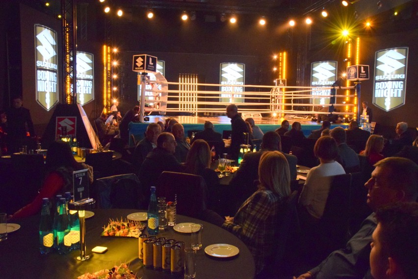 Ciekawa Gala Boksu Olimpijskiego Suzuki Boxing Night 8 w Kielcach. Pewne zwycięstwo Daniela Adamca [ZDJĘCIA]