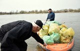W sobotę wiosenna akcja sprzątania Wisły i Sanu na brzegach rzek i wodzie. Każdy może dołączyć 