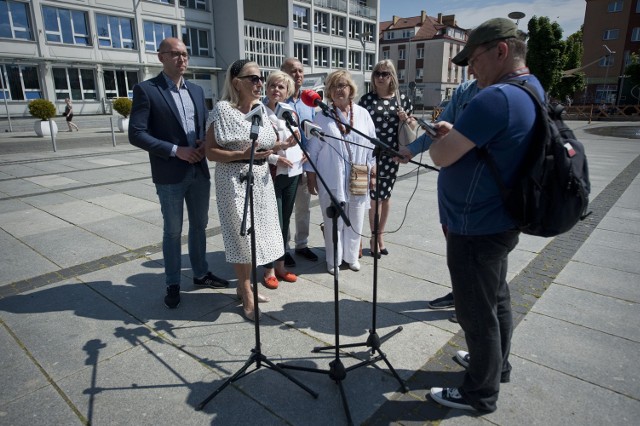 - Pomysł na wprowadzenie tego programu w mieście pojawił się 7 lat temu. Z czasem coraz większa grupa osób przyłączała się do tego tematu - mówiła radna Krystyna Kościńska.