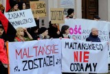 Protest w obronie mieszkańców os. Maltańskiego. "Nie zgadzamy się na wysiedlenia"