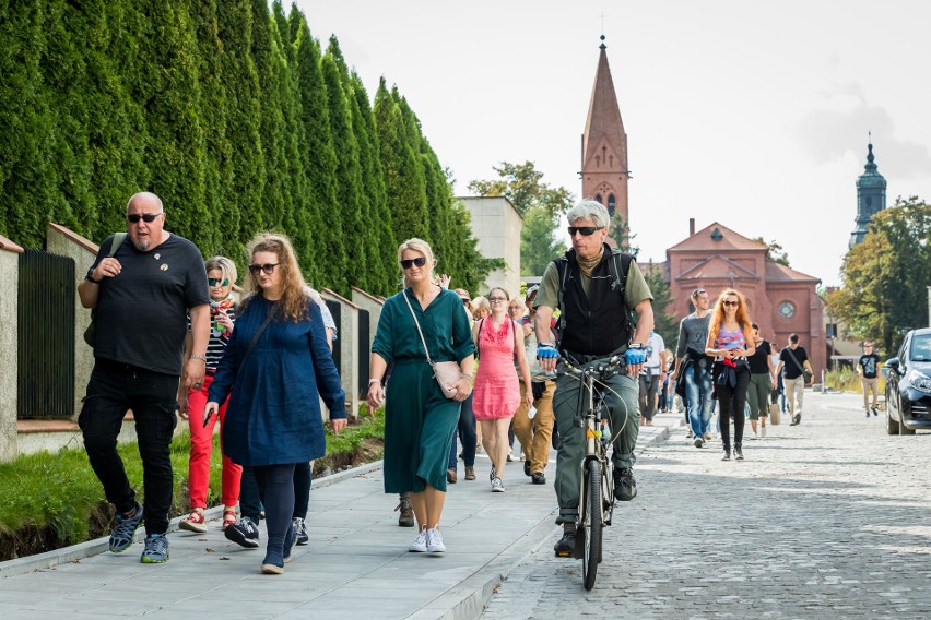 Stowarzyszenie Miłośników Starego Fordonu w sobotę (16...