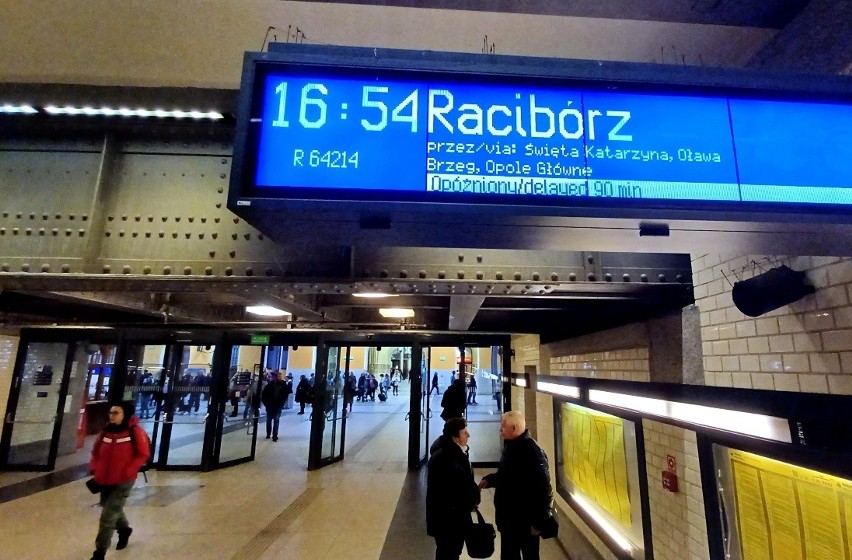 Skład z Raciborza do Wrocławia ma półtorej godziny...