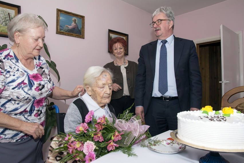 Wspomnienia Władysławy Porcz z Rodak, która w tym roku świętowała swoje 103. urodziny