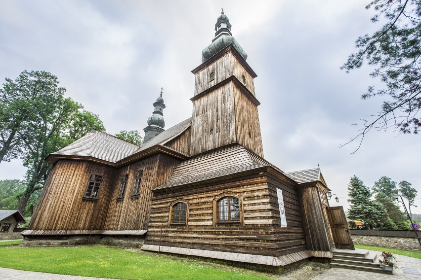 Muzyka Zaklęta w Drewnie. Wiktoria Bisztyga i Marek Stefański w malowniczej Łętowni