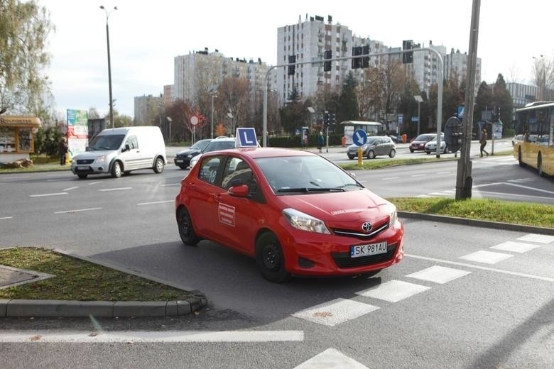 Strajk w WORD w woj. śląskim. Egzaminatorzy wciąż strajkują, a dyrekcja zapowiada rekrutację nowych pracowników