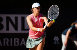 WTA Rzym. Iga Świątek w półfinale. W końcu dobry początek meczu w wykonaniu mistrzyni Roland Garros [WIDEO]