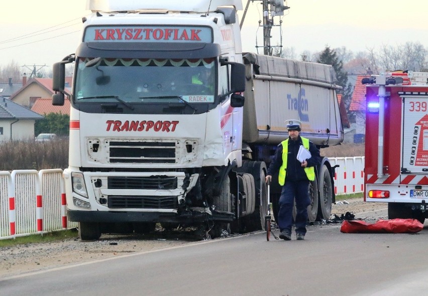 Śmiertelny wypadek pod Wrocławiem. 36-latek zginął w wypadku...