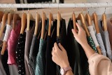 Sprzedaż ubrań na Vinted i Instagramie to czysty zysk. Zobacz, jak robią to najlepsi. Poprosiliśmy kobiety handlujące markową odzieżą o rady